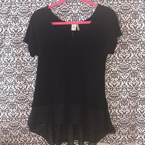 🌸🍾. Nwt Black sheer blouse 🍾🌹